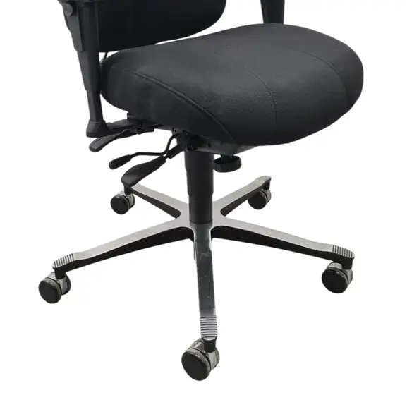 Kontorsstol Malmstolen 4000 Svart (2)-Photoroom