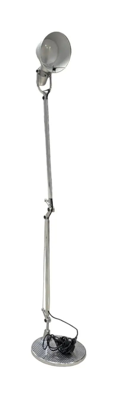 Skrivbordslampa Artemide Tolomeo Krom (3)