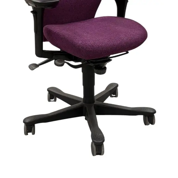 Kontorsstol Kinnarps 60008000 Plus LilaSvart