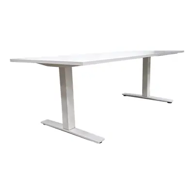 Elskrivbord Kinnarps Oberon Vit 160-180×70-80