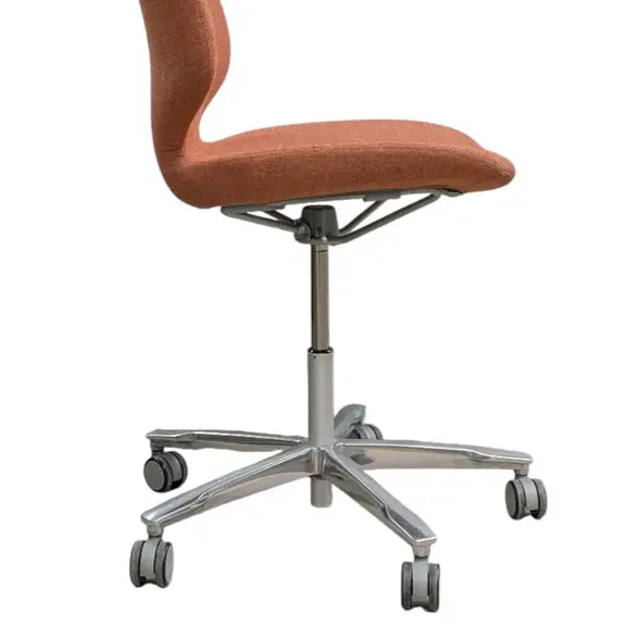 Konferensstol Kinnarps Monroe Orange