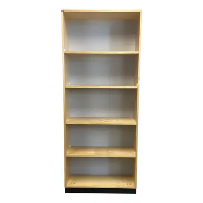 Bokhylla EFG Björk