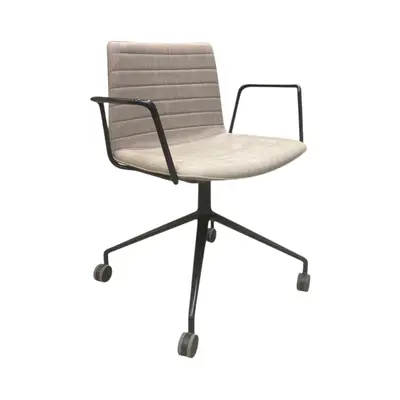 Konferensstol Andreu World Flex High Back BeigeSvart