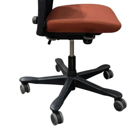 Kontorsstol Kinnarps 5000 OrangeSvart (2)