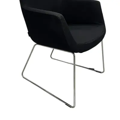 Konferensstol Swedese Happy SvartKrom (2)