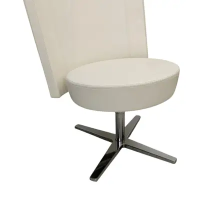 Fåtölj Materia Centrum Grande VitSkinn (2)