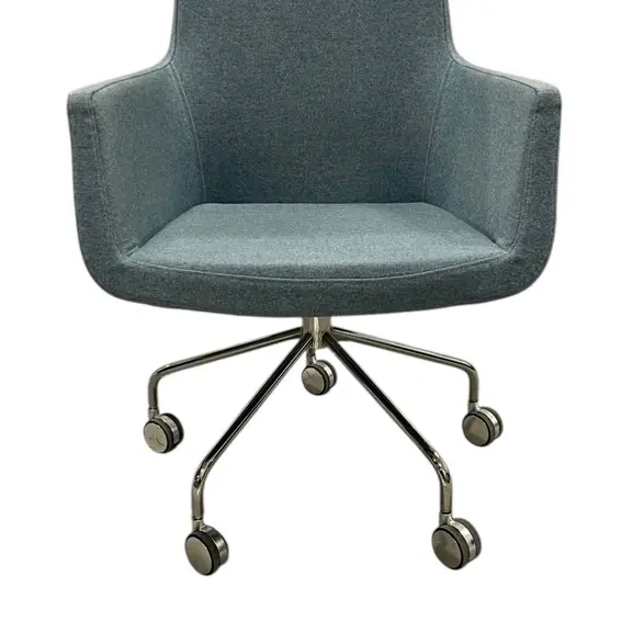 Konferensstol Swedese Happy LjusblåKrom (1)