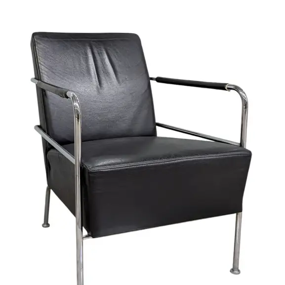 Fåtölj Lammhults Cinema SvartSkinnKrom