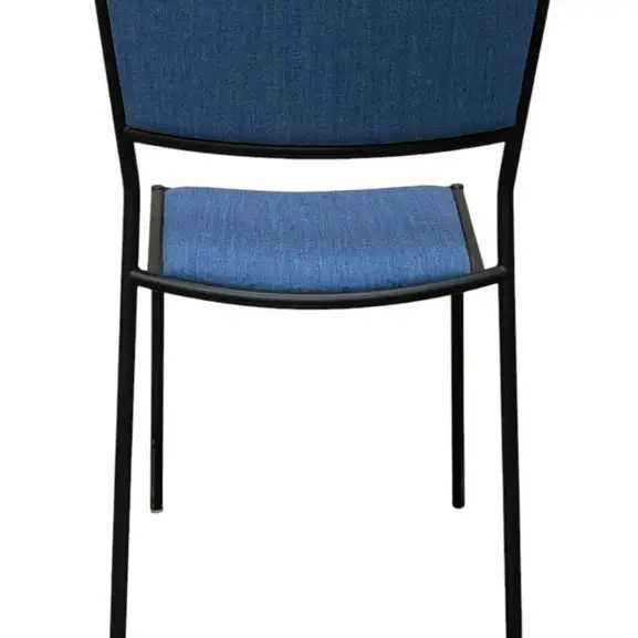 Stol Massproductions Jig Chair LjusblåSvart (3)