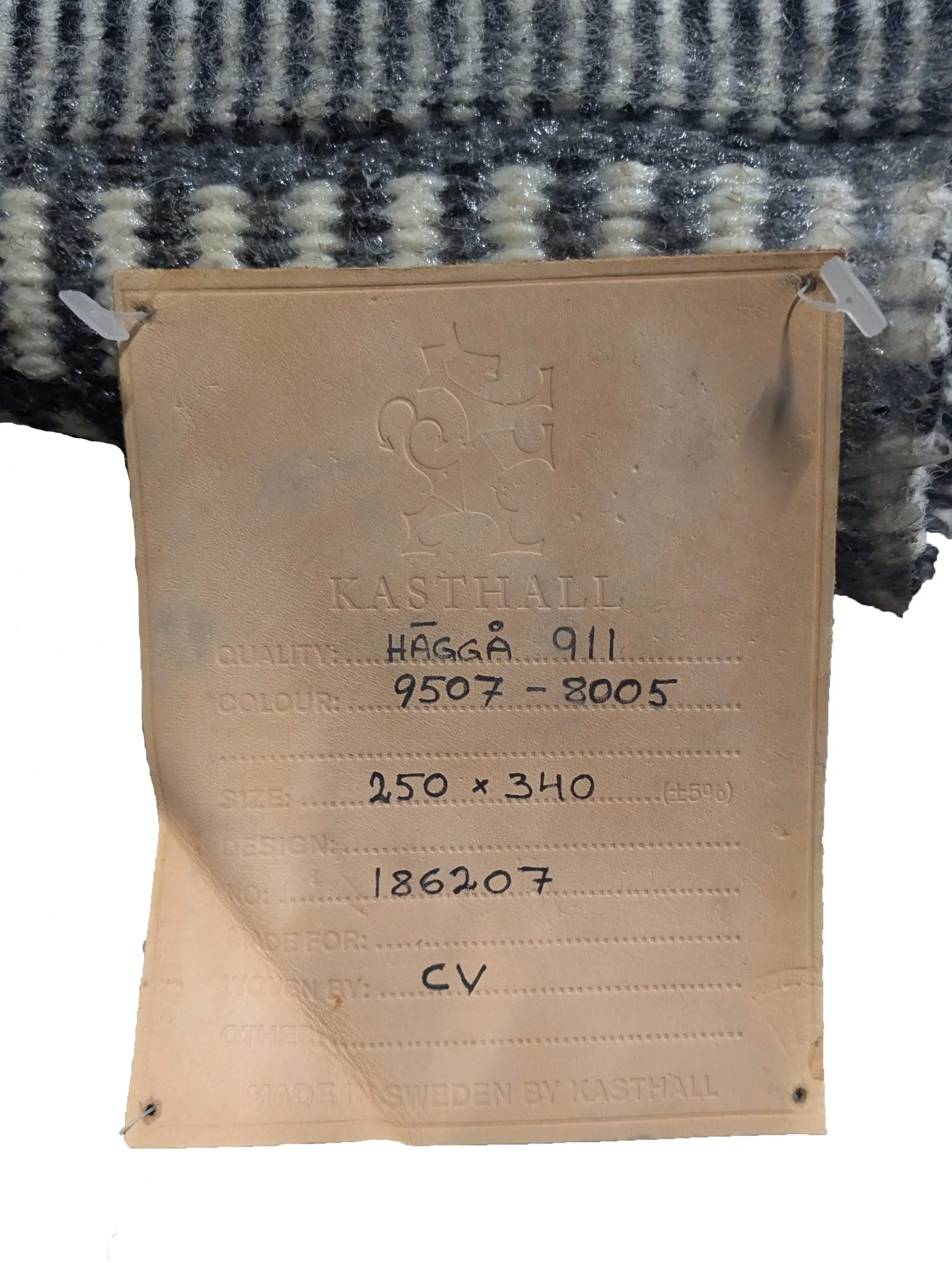 Matta Kasthall VitSvartMönstrad 340×250 (3)