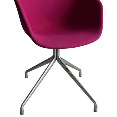 Konferensstol HAY AAC221 Rosa