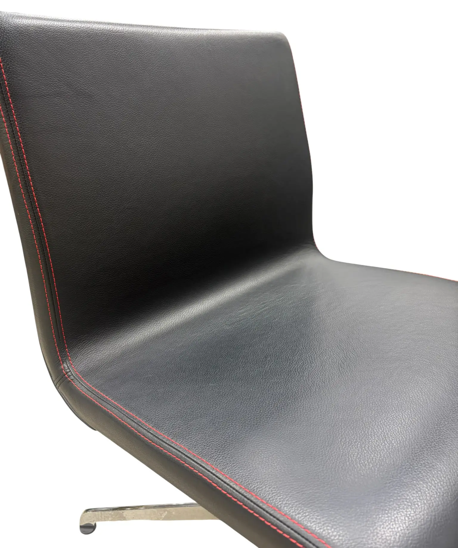 Konferensstol Savir Gate SvartSkinnKromRöd (3)