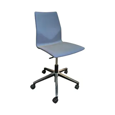 Konferensstol Four Design FourCast Wheeler Gråblå