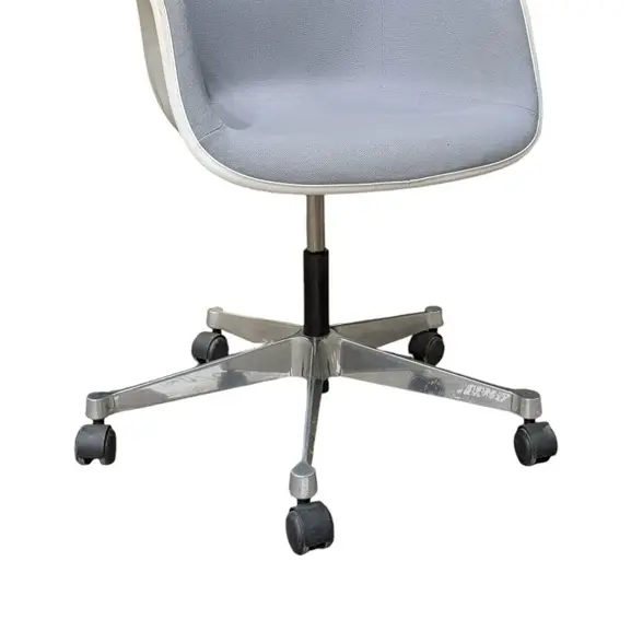 Konferensstol Vitra Softshell LjusblåVit