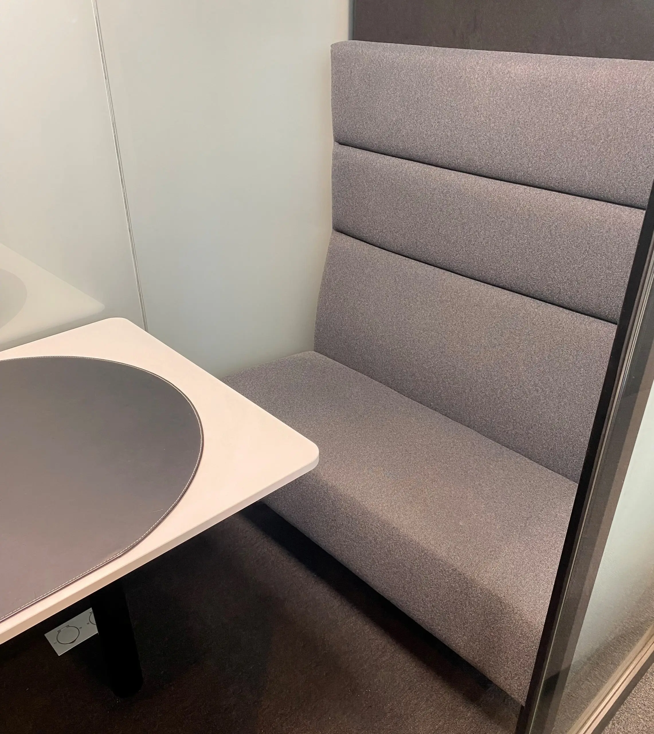 Telefonbås Pod Silen Space 2 VitSvartGrå (3)