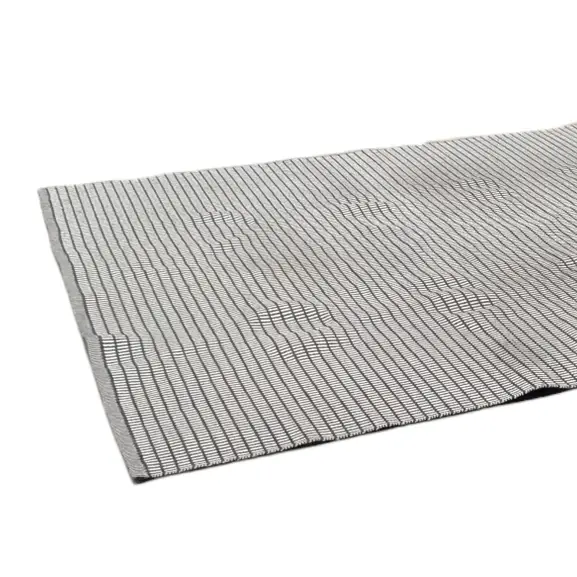 Matta Kasthall VitSvartMönstrad 340×250 (4)