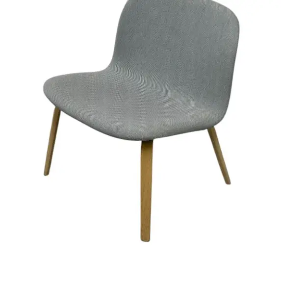 Fåtölj Muuto Visu Lounge Chair Ljusgrå