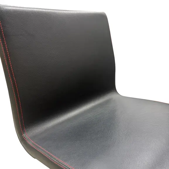 Konferensstol Savir Gate SvartSkinnKromRöd (3)