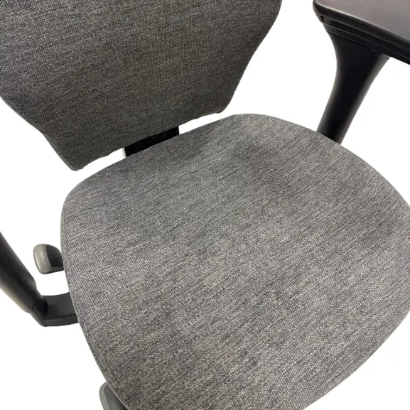 Kontorsstol Kinnarps 60008000 Plus GråSvart (4)