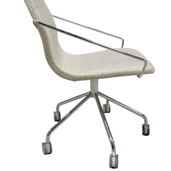 Konferensstol Skandiform Aeon VitKrom (3)