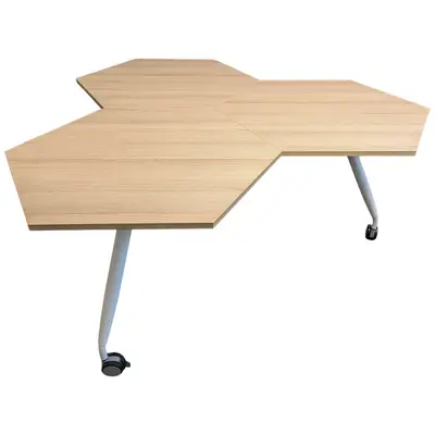 RPG 100225-265558 Mötesbord Kinnarps Trixagon GråekVit 160×161,5cm