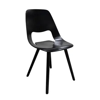 Konferensstol Vitra Jill Svart