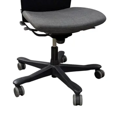 Kontorsstol Kinnarps 5000 GråSvart (1)