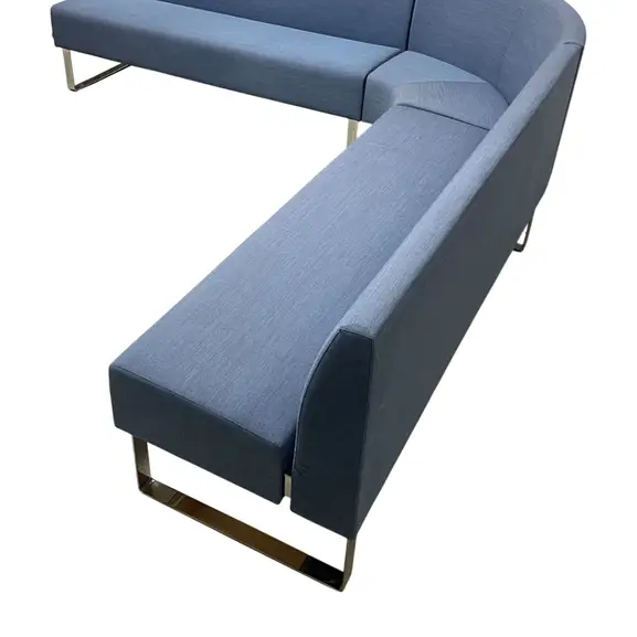 Soffa Materia Monolite Ljusblå