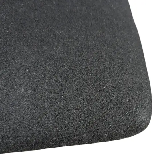 Konferensstol Arper Catifa 46 VitSvartKrom (5)