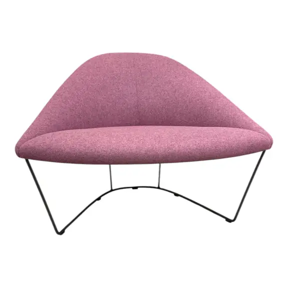 Fåtölj Arper Colina RosaSvart (2)