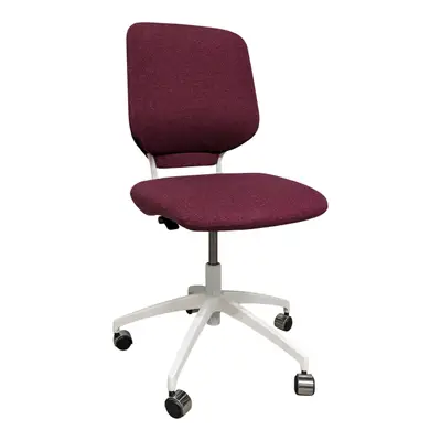 Konferensstol Savo Invite BurgundyVit (2)