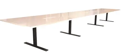 Konferensbord Horreds Vitlaserad AskSvart 660×120 (5)