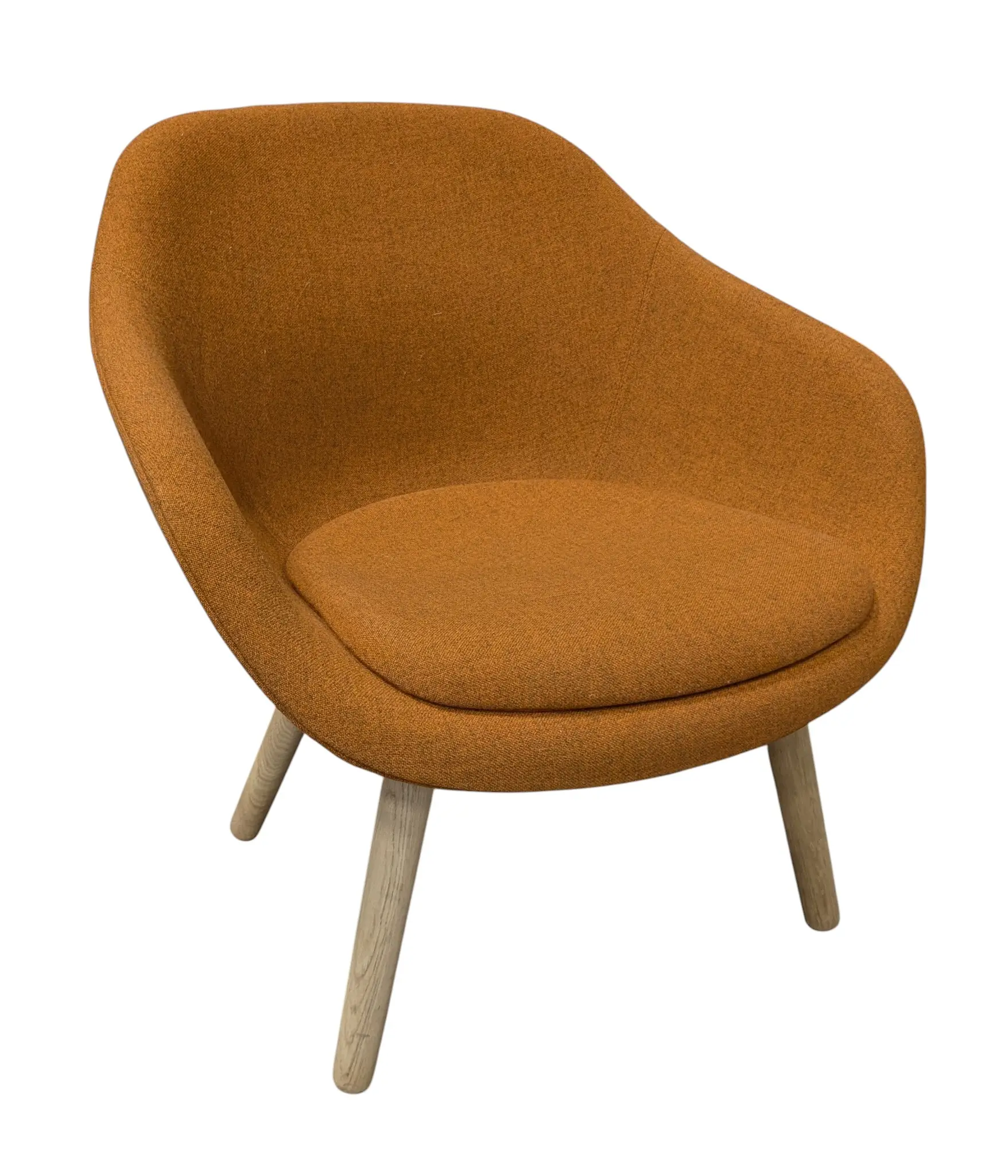 Fåtölj HAY About A Lounge AAL 82 Orange