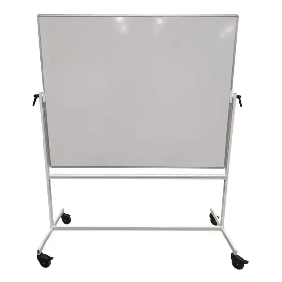 Whiteboard på Hjul Vit 158×196 (1)