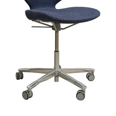 Konferensstol Kinnarps Monroe Blå (13)