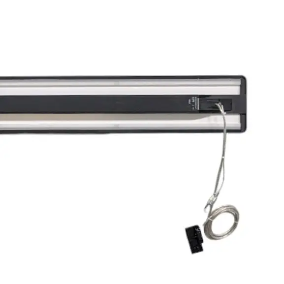 Taklampa Svart 232×18 (3)