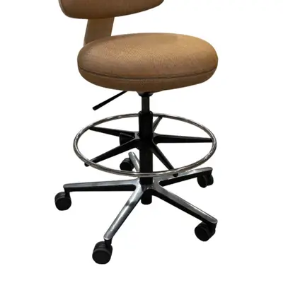 Kontorsstol Savo 360 Hög BeigeAsk (3)