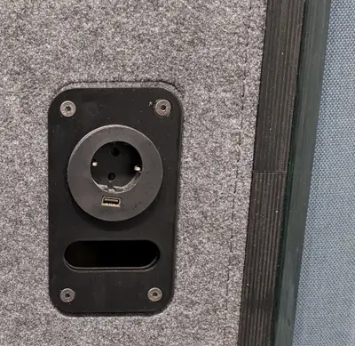 Tyst rum Martela PodBooth Meeting SvartBlåGrå (5)