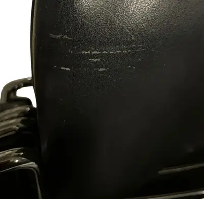 Stol Howe 404 SvartSkinnKrom (3)