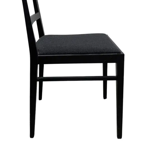 Stol Andreu World Svart (2)